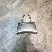 Hourglass Top Handle Bag Shiny crocodile embossed silver 19cm - 6