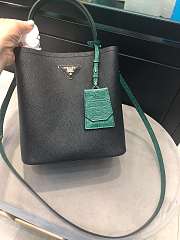 Small Saffiano Leather Prada Crocodile Bag Black Green | 1BA217 - 1