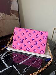 Louis Vuitton LV Pochette Coussin Pink | M80744 - 6