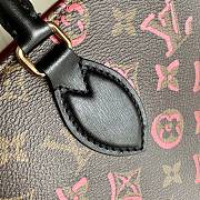 Louis Vuitton MM Onthego Monogram Tote Bag | M45888 - 5