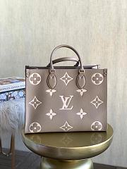 Louis Vuitton Onthego MM Monogram Tote Bag 34 | M45494 - 5