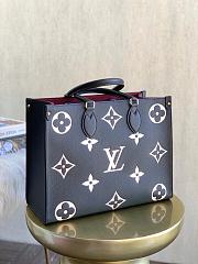 Louis Vuitton Onthego MM Monogram Tote Bag Black 34 | M45494 - 4