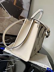 LV Onthego Monogram Beige Cream PM | M45660 - 4