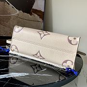 LV Onthego Monogram Beige Cream PM | M45660 - 2