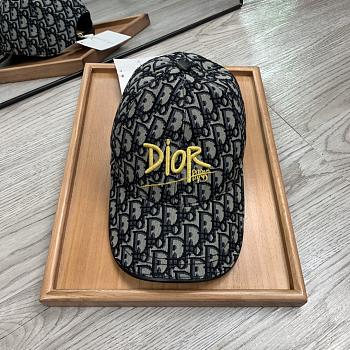 Dior Hat 05