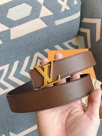LV belt brown