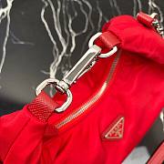 Prada Re-Edition 2006 nylon bag red | 1BH172 - 2