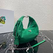 Prada Re-Edition 2006 nylon bag green| 1BH172 - 4