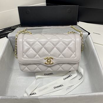 Chanel mini flap bag smooth leather light purple | AS2058