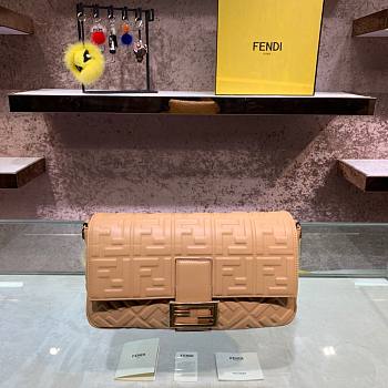 Fendi Baguete beige leather bag 32cm | 8BR600