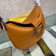 Fendi Croissant Brown leather bag | 8BR790 - 4