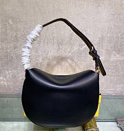 Fendi Croissant Black leather bag | 8BR790 - 2