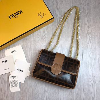 Fendi Baguette brown vintage chain bag 19cm
