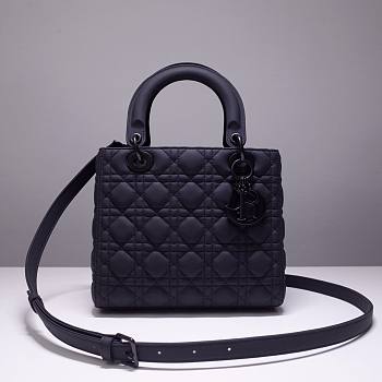 Dior Lady Black Ultramatte Cannage Calfskin 24cm | M0565