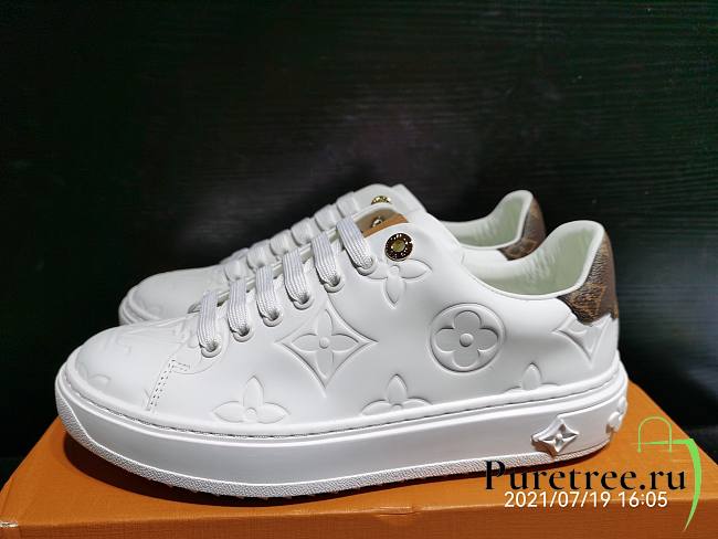 LV sneaker shoes white  - 1
