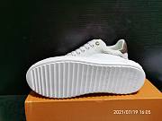 LV sneaker shoes white  - 4