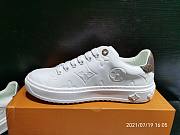 LV sneaker shoes white  - 2