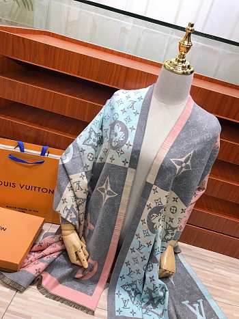 Louis Vuitton scarf 05