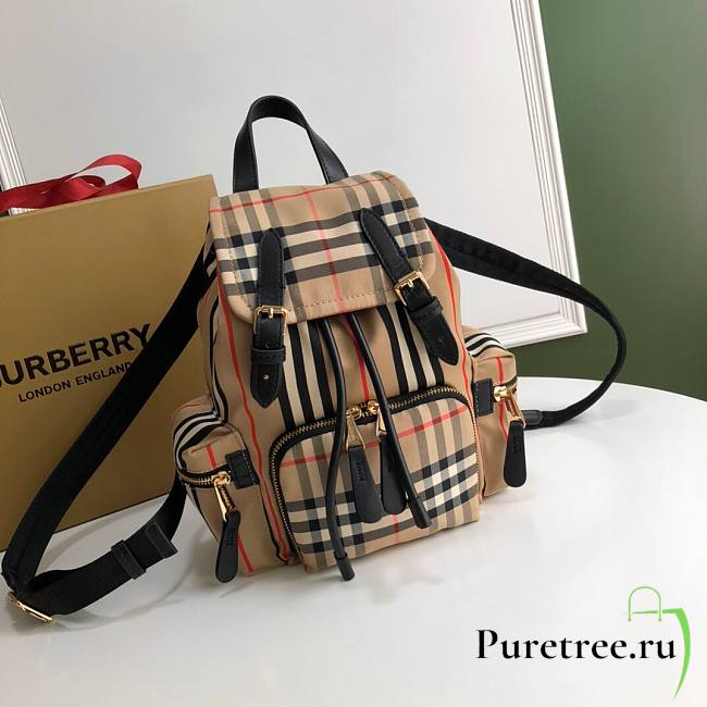Burberry The Rucksack Vintage backpack 02 - 1