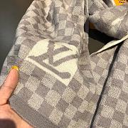 Louis Vuitton scarf 12 - 4