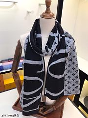 Louis Vuitton scarf 13 - 1