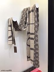 Louis Vuitton scarf 14 - 6