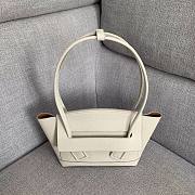 BOTTEGA VENETA Ladies grainy calfskin Top-handle bag white | 580725 - 6