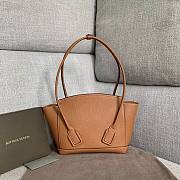 BOTTEGA VENETA Ladies grainy calfskin Top-handle bag brown | 580725 - 6
