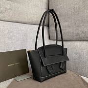 BOTTEGA VENETA Ladies grainy calfskin Top-handle bag black | 580725 - 3
