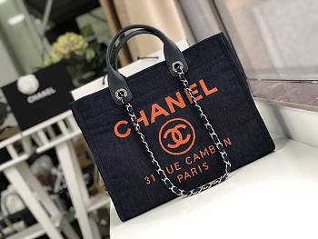 Chanel shopping tote Chanel Calfskin handle bag 03