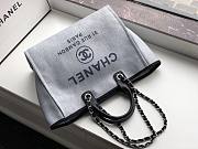 Chanel shopping tote Chanel Calfskin handle bag 06 - 3