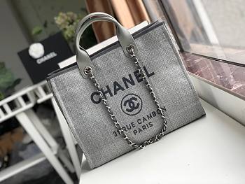 Chanel shopping tote Chanel Calfskin handle bag 10