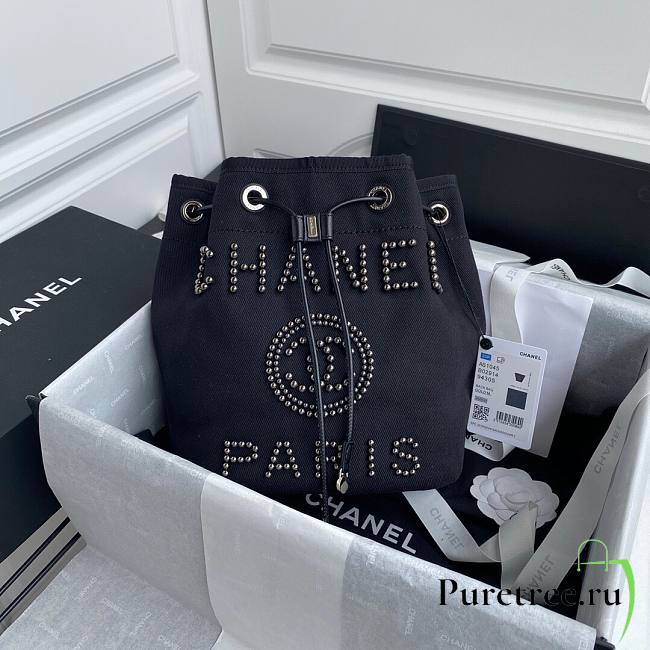 Chanel deauville Black leather bucket bag - 1