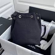 Chanel deauville Black leather bucket bag - 2