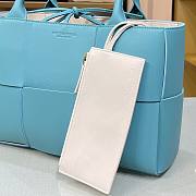Bottega Veneta Intrecciato lamp skin tote blue bag | 609175 - 2