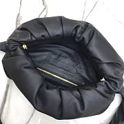 Bottega Veneta Pouch Calfskin Crossbag Black - 4