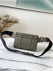 LV Trunk Slingbag Other Leathers in Green | M57952 - 3