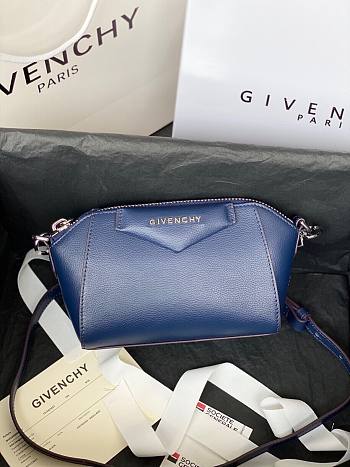 Givenchy Mini Antigona Leather Bag Light Blue | BB05114