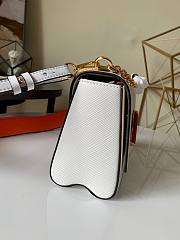  LV Twist lock and three-color leather strap MM white | M57666 - 6