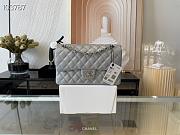Chanel Classic Handbag Grained Calfskin & Gold-Tone Metal Gray | A58600 - 1