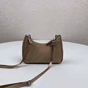 Prada Re-Edition nylon mini beige shoulder bag | 1TT122 - 5