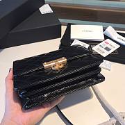 Chanel Voc Wallet on Chain 17cm - 6