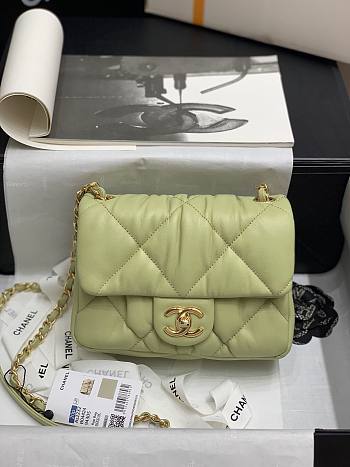 Chanel Pleated Calfskin Small Flap BagGreen 2020 20cm |  AS2232 