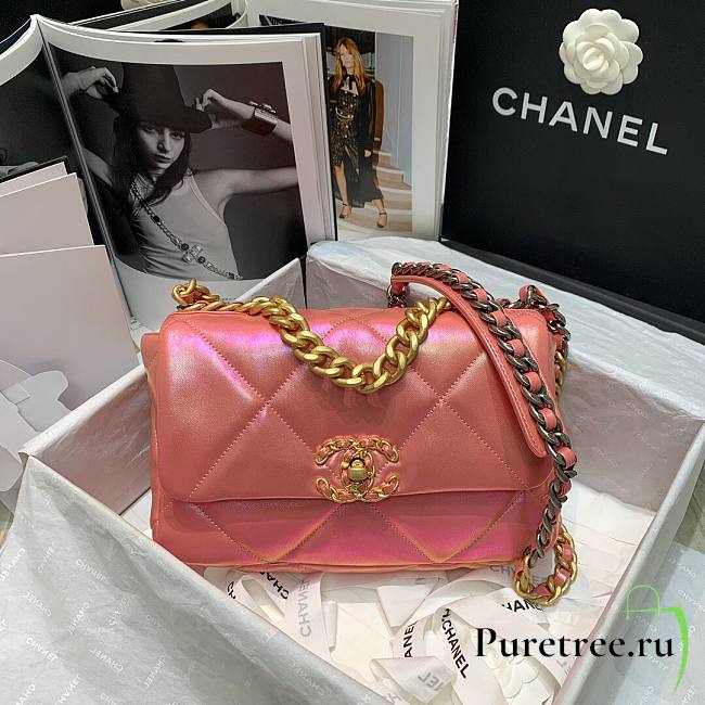 Chanel 19 Iridescent Calfskin Small Flap Bag Pink 2021 | AS1161 - 1