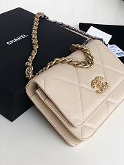 Chanel Quilted 19 Wallet on Chain WOCBeige 2019 | AP0957 - 4