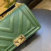 Chanel Calfskin Patchwork Chevron Boy Flap Bag Green 25cm | A67086 - 6