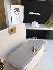 Chanel Iridescent Chevron Grained Leather Boy Flap White Bag / Gold Hardware 20cm - 3