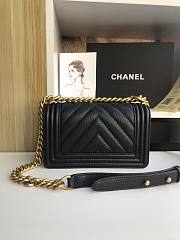 Chanel Iridescent Chevron Grained Leather Boy Flap Black Bag / Gold Hardware 20cm - 2