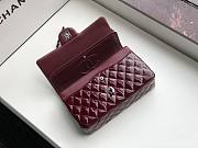 Chanel Quilted Patent Leather Double Flap Bag Medium Red / Metal 25 cm - 2