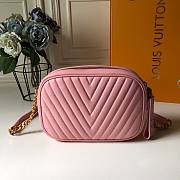 Louis Vuitton New Wave Camera Bag LV New Wave Leather Pink| M58677 - 3